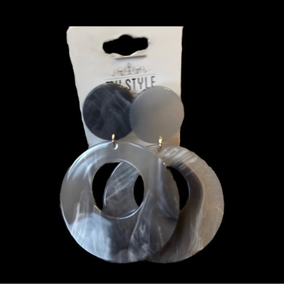 Gray Marble Statement Earrings-pierced
(New) - Picture 1 of 6